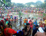 Devotees gathered at Hebbal Lake to celebrate Chhath Puja