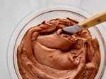 Cocoa powder and heavy cream face mask