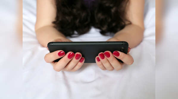 You feel that your wrists, hands or the neck pain