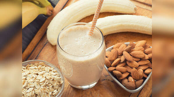 Muesli breakfast milkshake
