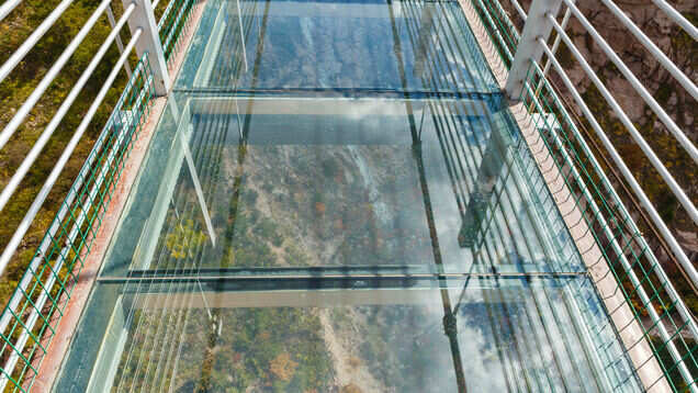 China&rsquo;s Hebei province shuts down 32 glass bridges that once thrilled tourists