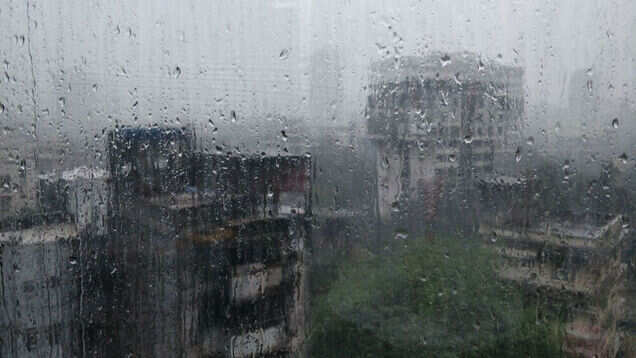 Mumbai and neighbouring cities experience heavy, unseasonal rain in November