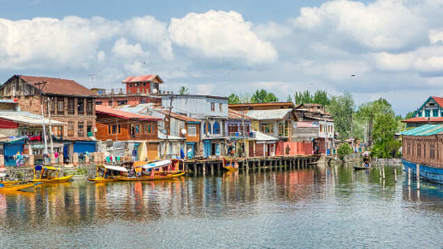 Dal Lake and its surrounding areas to be declared eco-sensitive zone soon