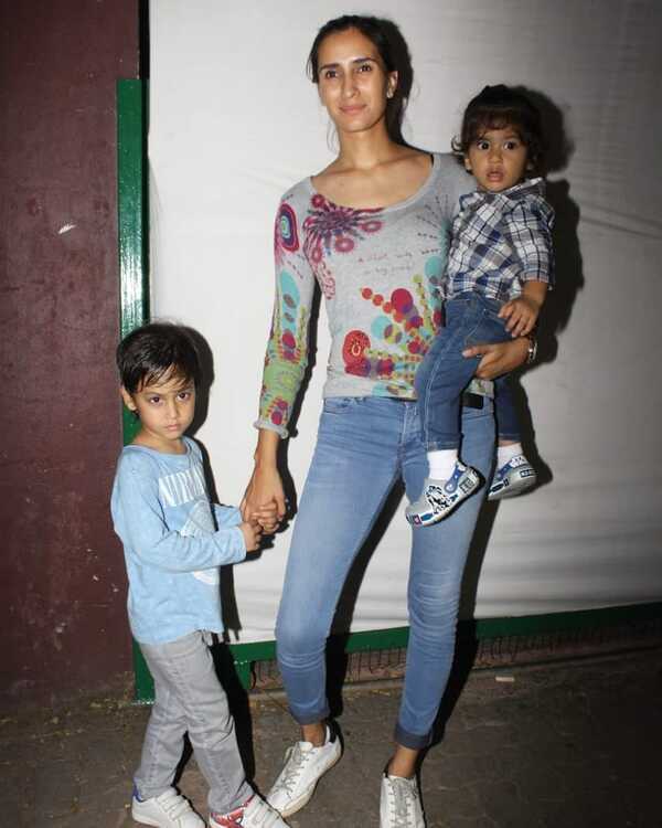 Pragya Kapoor Pictures