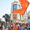 People's going towards Shivaji Park to attend Uddhav Thackeray's swearing in ceremony