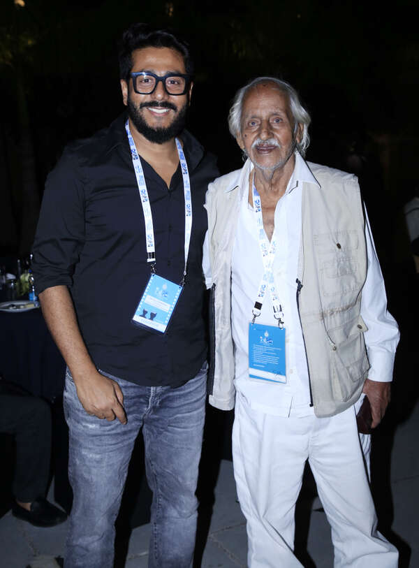 Sagar Sarhadi Photos