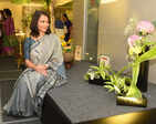 Ikebana blends with yoga in a unique exhibition