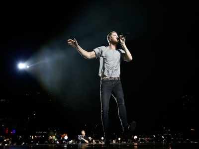 Viral Video Bengaluru Students Impress Imagine Dragons With Their Powerful Rendition Of Believer - imagine dragons believer roblox id code 2019