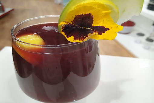 Mulled Cranberry with Green Apple and Star Anise