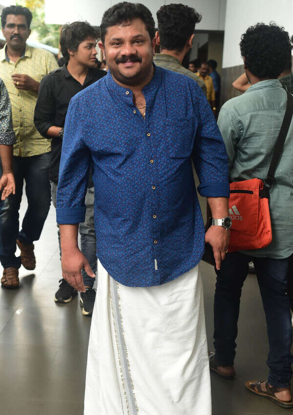 Hareesh Kanaran Photos
