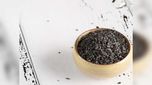 Why you should choose black salt over table salt