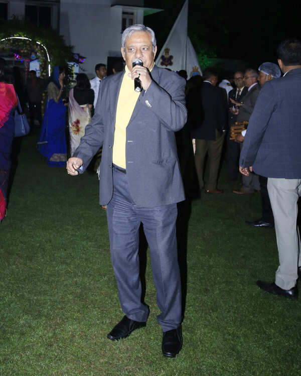 Sumit Roy Pictures