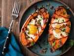 Baked sweet potatoes with eggs