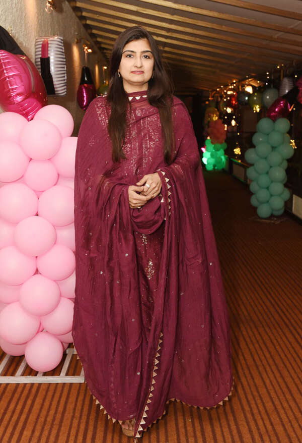Alam Khan Pictures