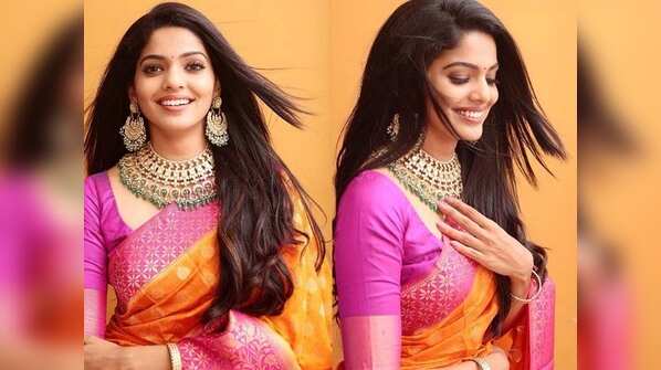 Photos: Pooja Sawant looks absolutely delightful in this traditional outfit