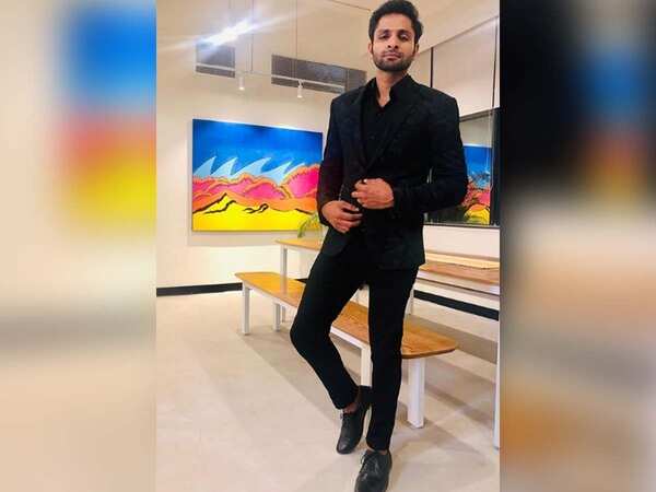 Vaibhav Tatwawaadi Pictures