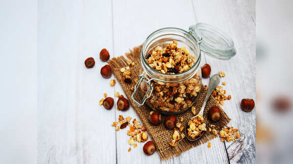 Savoury granola