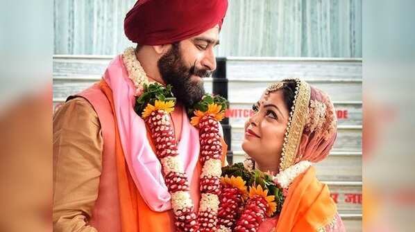 'Yeh Rishta...' actress Divya Bhatnagar and beau Gagan tie the knot secretly as parents disapprove of inter-caste marriage