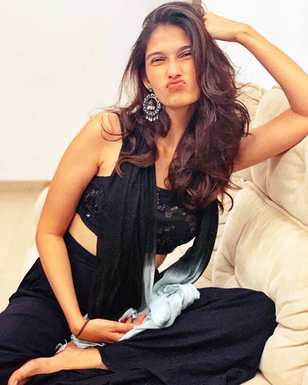 Samara Tijori Pictures
