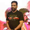 Article image for: See the latest photos of <i class="tbold">ratheesh vega</i>
