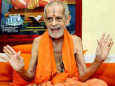 Pejawar Mutt seer Vishwesha Teertha Swami passes away