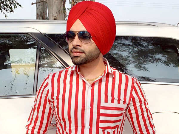 Jordan Sandhu Photos