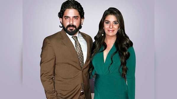 Raj Singh Arora and Pooja Gor