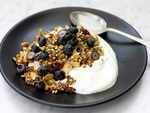 Greek yoghurt with fruit and granola