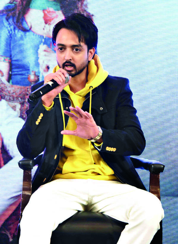 Priyaank Photos