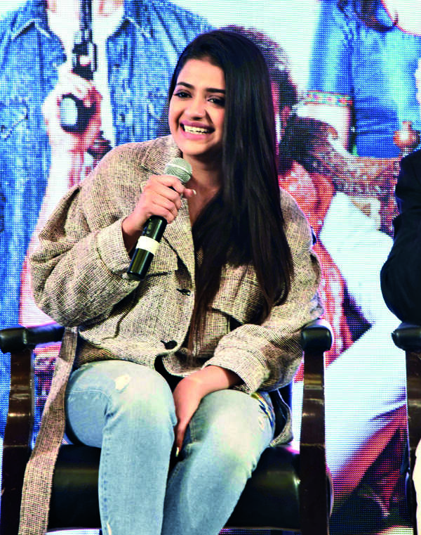 Riva Kishan Wallpapers