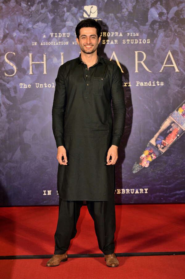 Aadil Khan Images