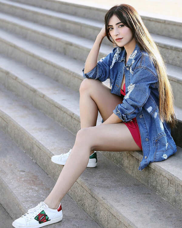 Angela Krislinzki