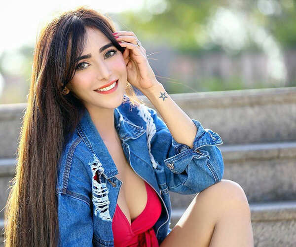 Angela Krislinzki