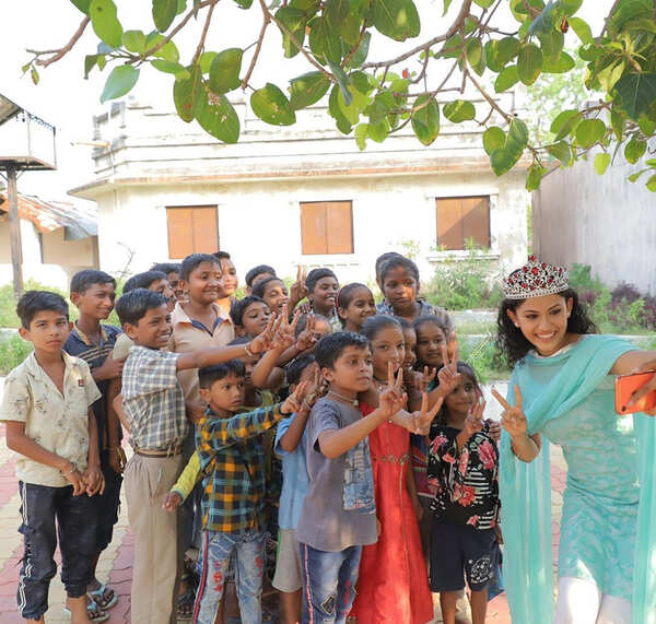 Aayushi Dholakia Photos