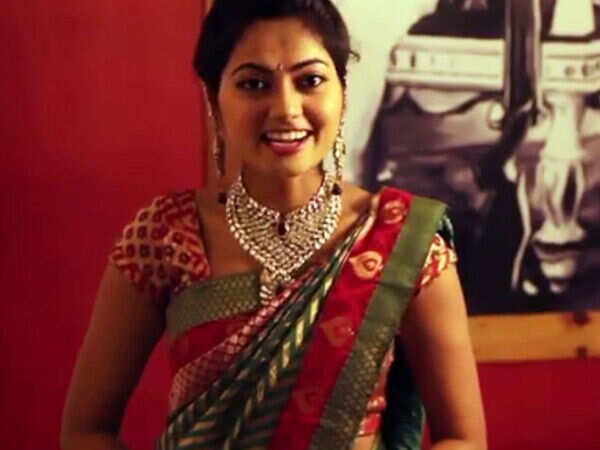 Girija Wallpapers