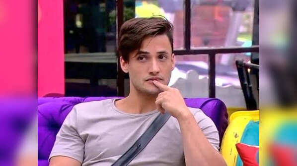 Asim was exactly like Sidharth rude, aggressive towards girls