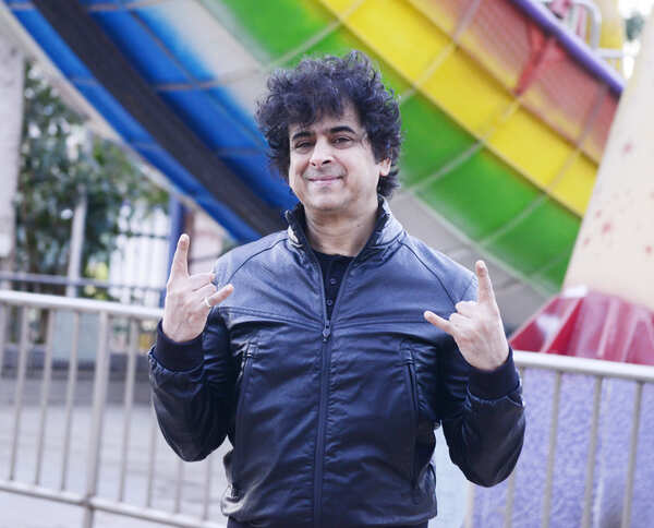 Palash Sen Images