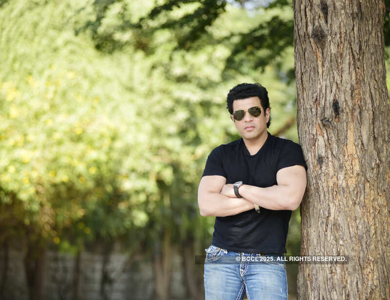 Amaan Ali Bangash visits Ahmedabad