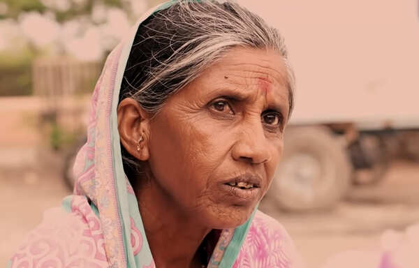 Bhagwan Kare Stills