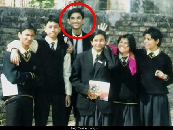 <a class="_64-f" href="https://www.facebook.com/shiamakofficial/"></a>Shiamak Pictures