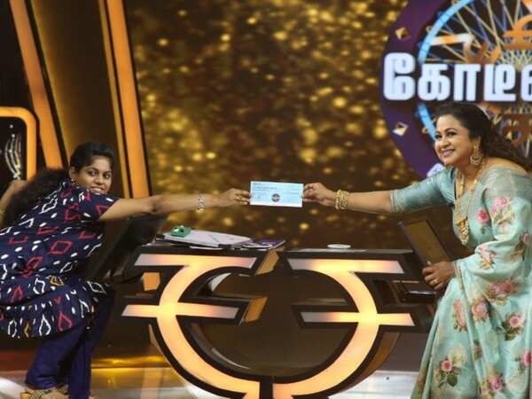 Radikaa Sarathkumar Pictures