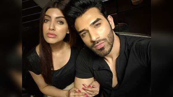 Akanksha ends ties with him