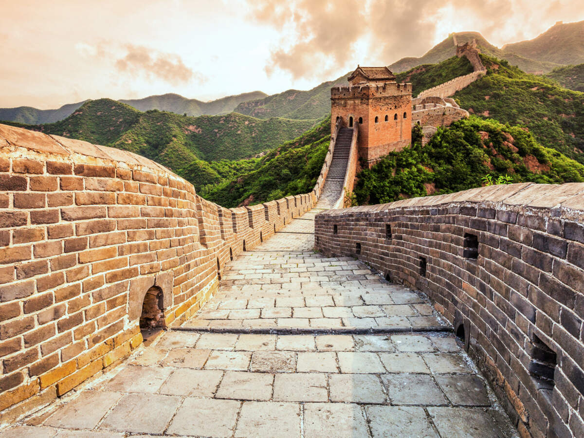 Coronavirus China Shuts Down A Section Of The Great Wall Mcdonald S Suspends Operations In Five Chinese Cities Times Of India Travel
