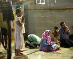 Yash Birla offers prayers at Kalimata Mandir in Shivaji Park