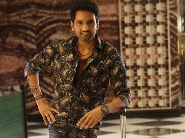 Santhanam