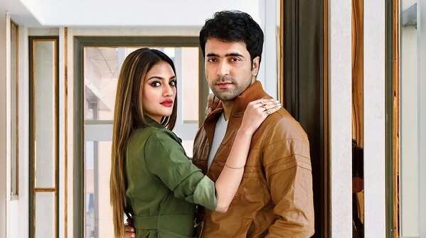 Nusrat-Abir to play the lead in Bratya Basu’s film