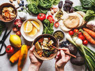 Eat vegetarian food to avoid UTI