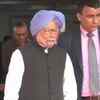 Former PM Manmohan Singh casta his vote at Nirman Bhawan in New Delhi assembly constituency. (ANI)