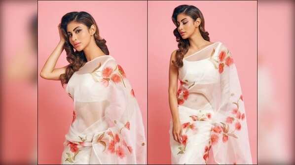 Hot bombshell Mouni Roy sets the temperatures soaring in a saree