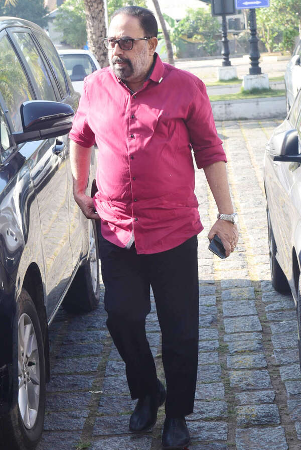 Sibi Malayil Images